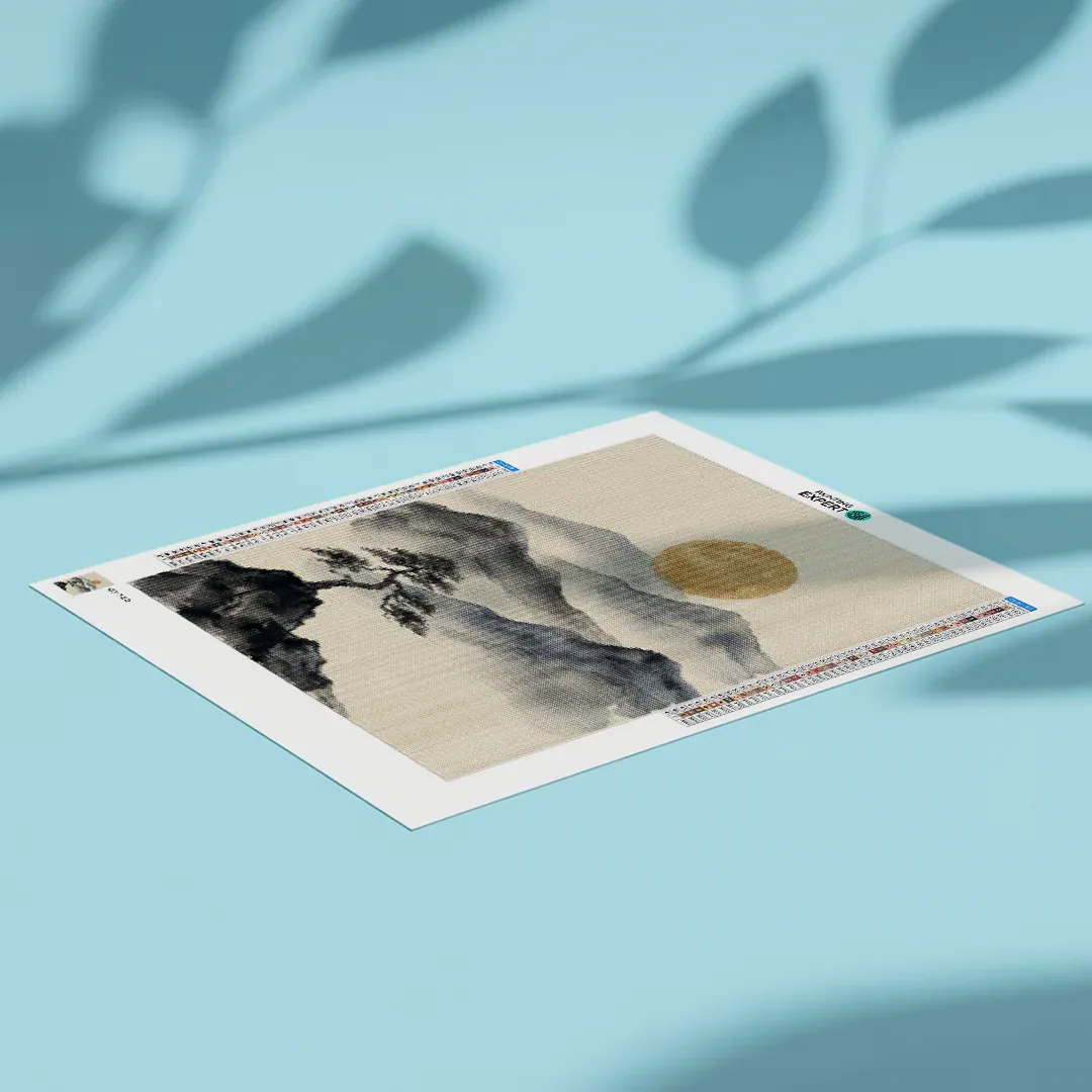 Diamond Painting Berge in Tinte mit goldenem Mond Japan - Image 4